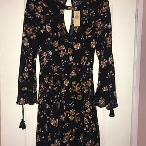 Brand new w/tags American Eagle dress small